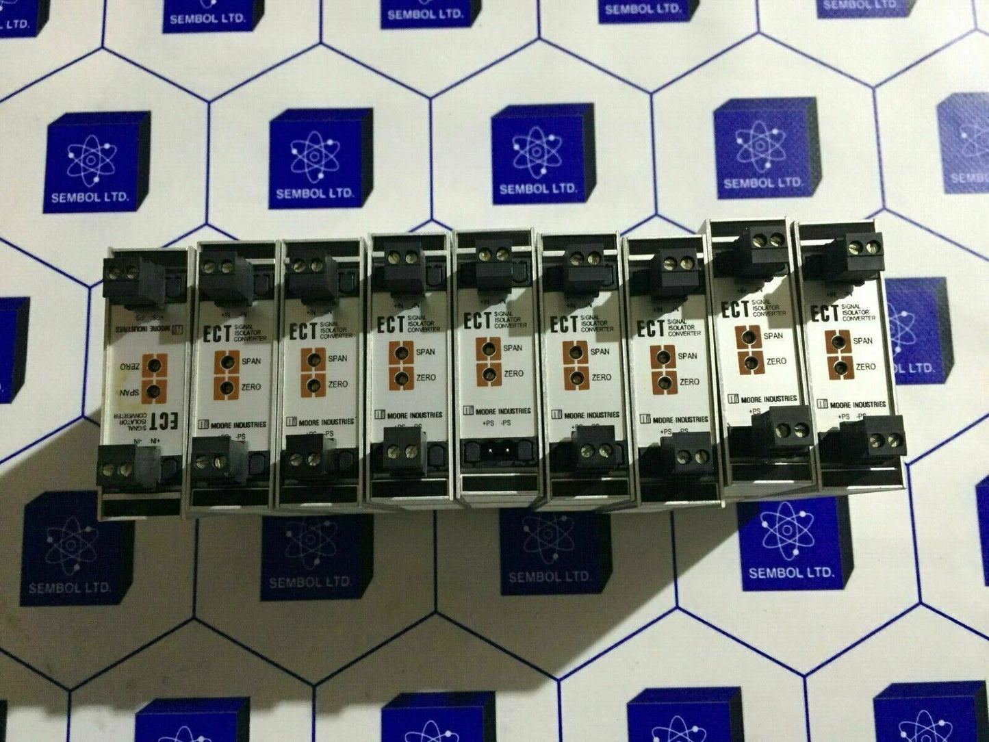 Moore ECT/4-20MA/4-20MA/12-42DC Din Signal Isolator & Converter Lot of 9 pieces