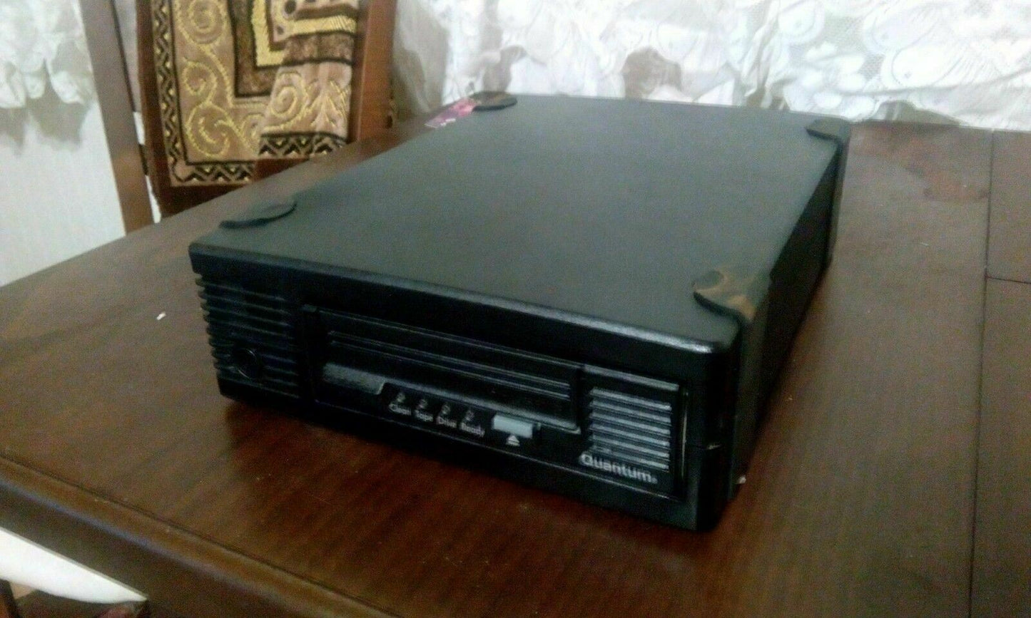 QUANTUM TC-L32BX TE8252-512 Tape Drive