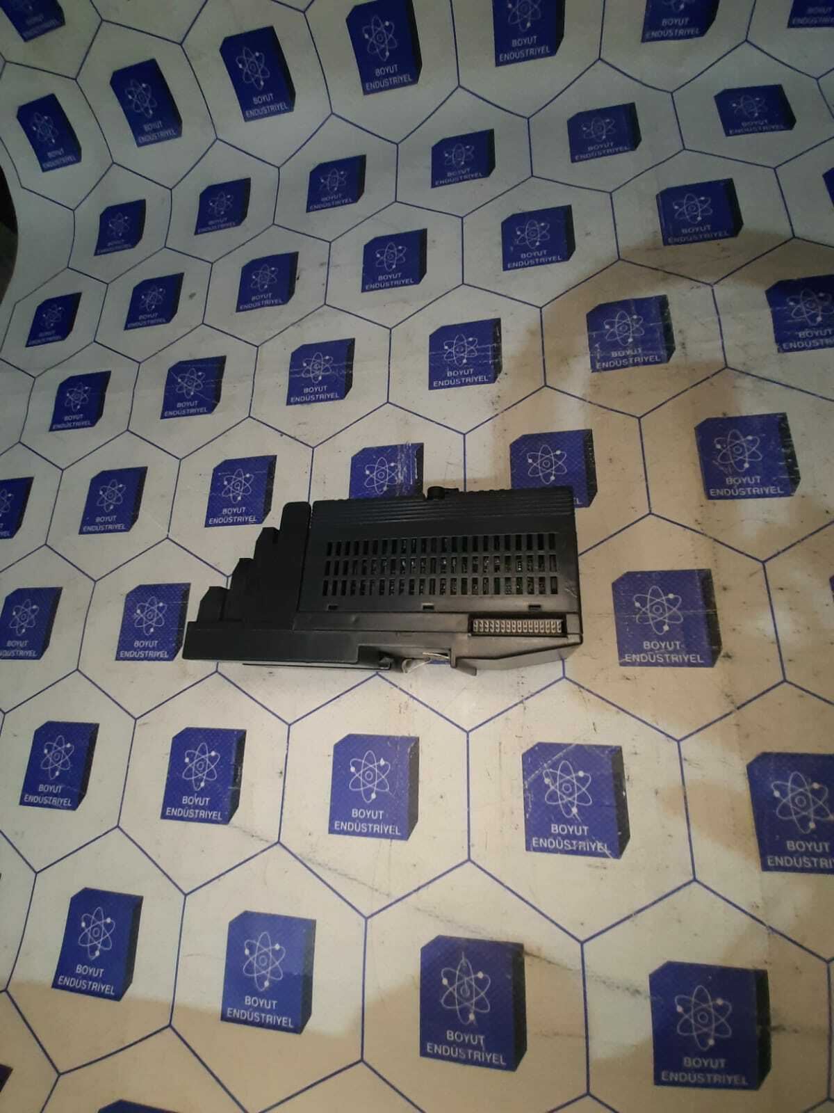 GE FANUC IC200MDL740E 12/24VDC MODULE ge fanuc ic200mdl740e 12/24vdc module