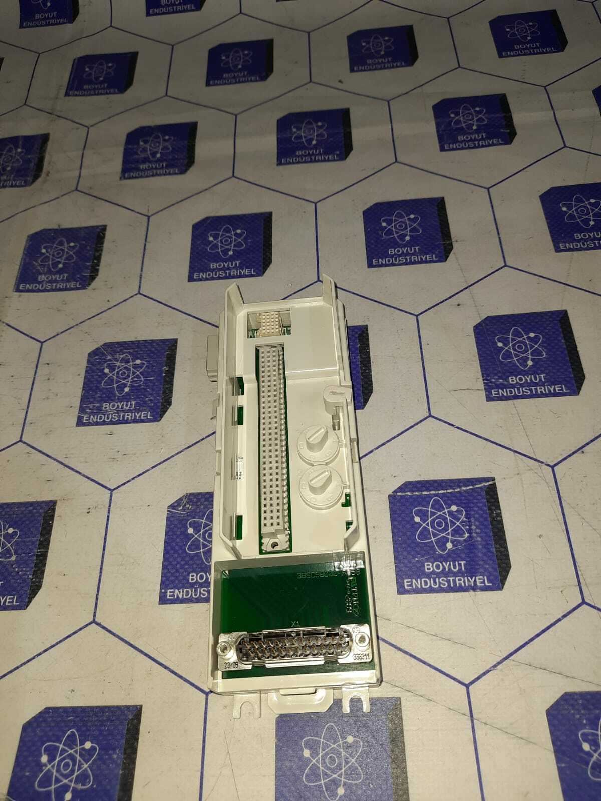 ABB 3BSE01323R1 DIJITAL OUTPUT abb 3bse01323r1