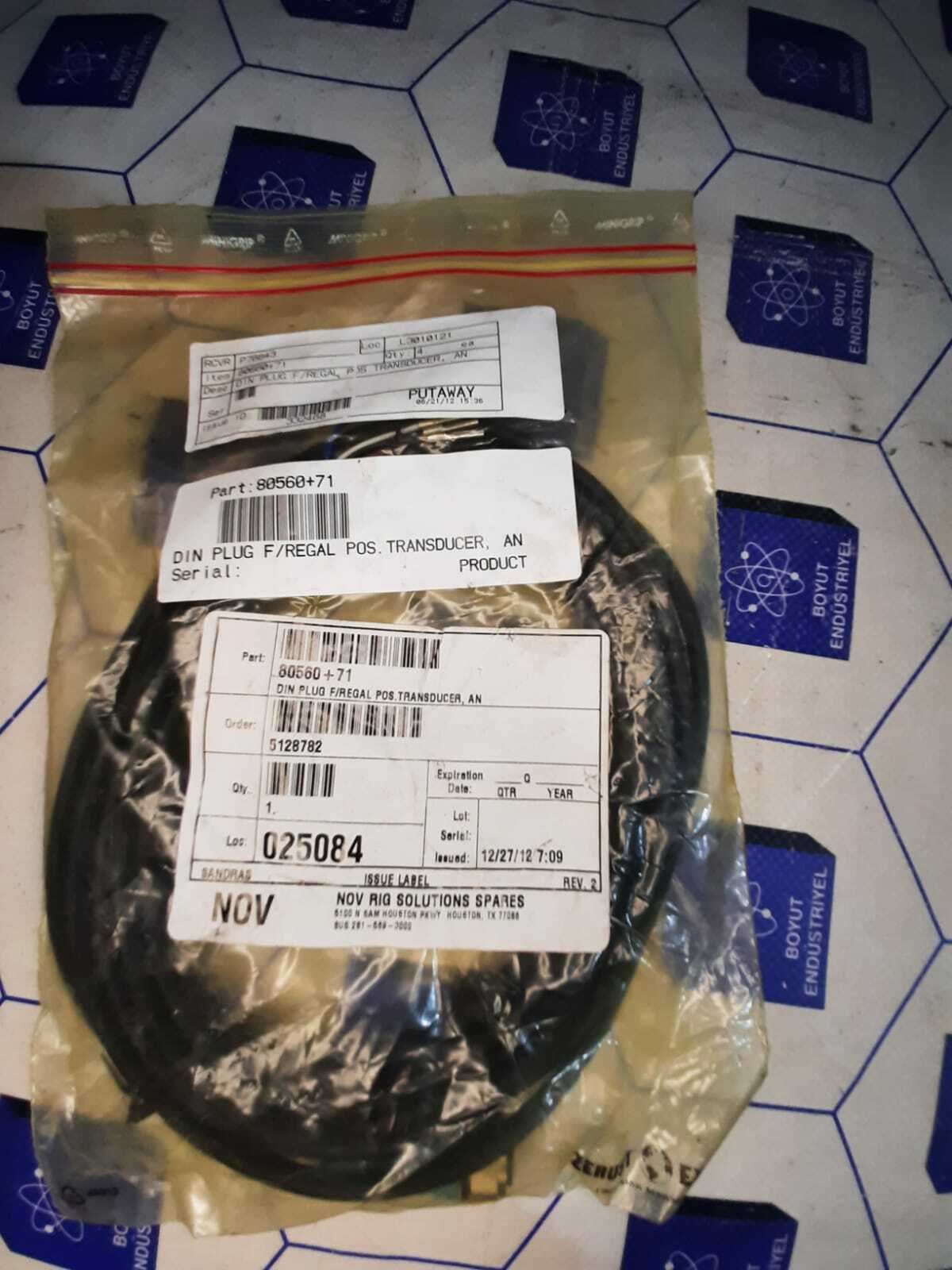 NOV RIG SOLUTIONS SPARES 80560+71 nov Din Plug For Regal Pos. Transduce80560+71