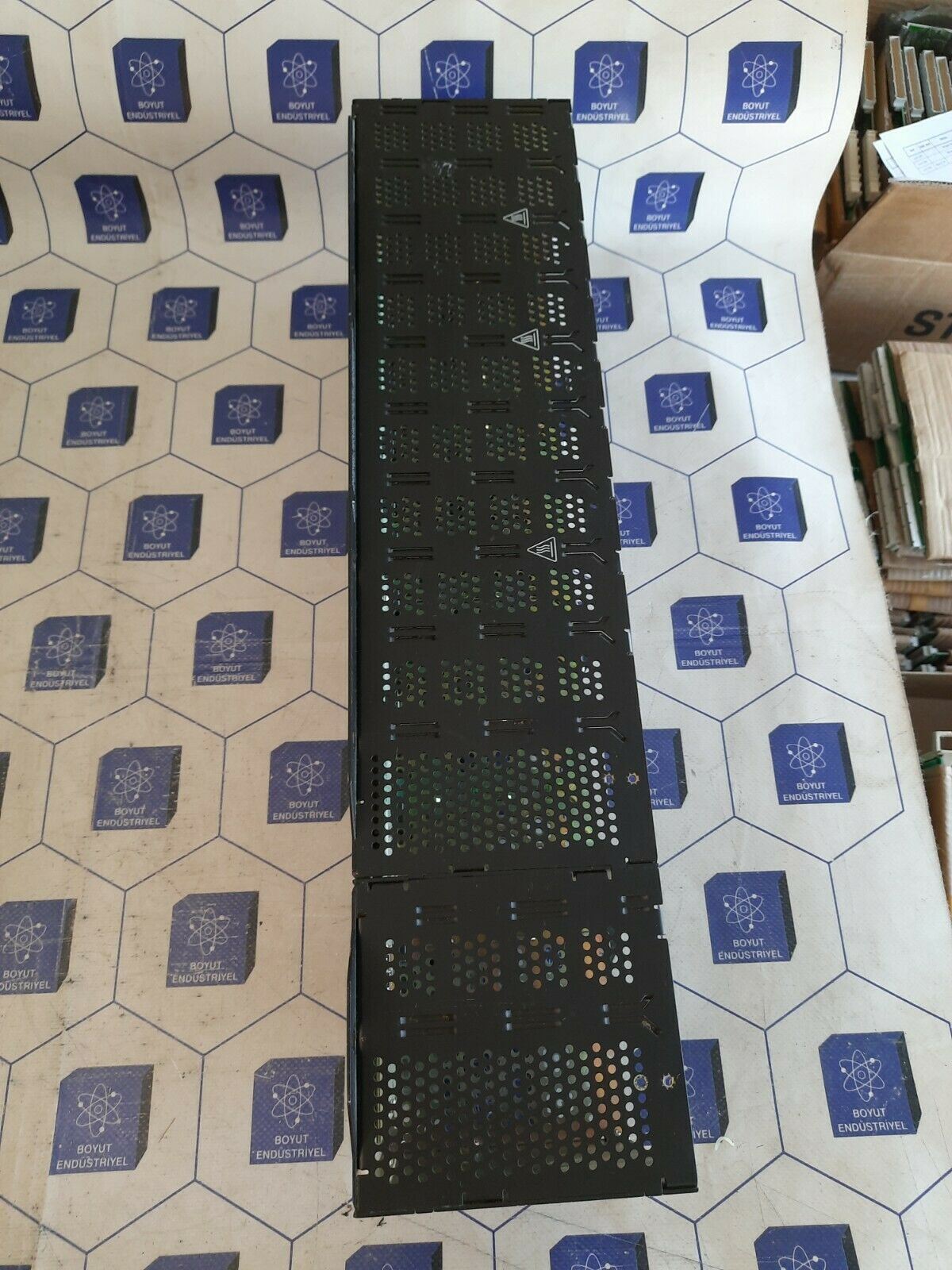 Honeywell 900r08r-0101 900R08R-0101 8 slot hc900 controller