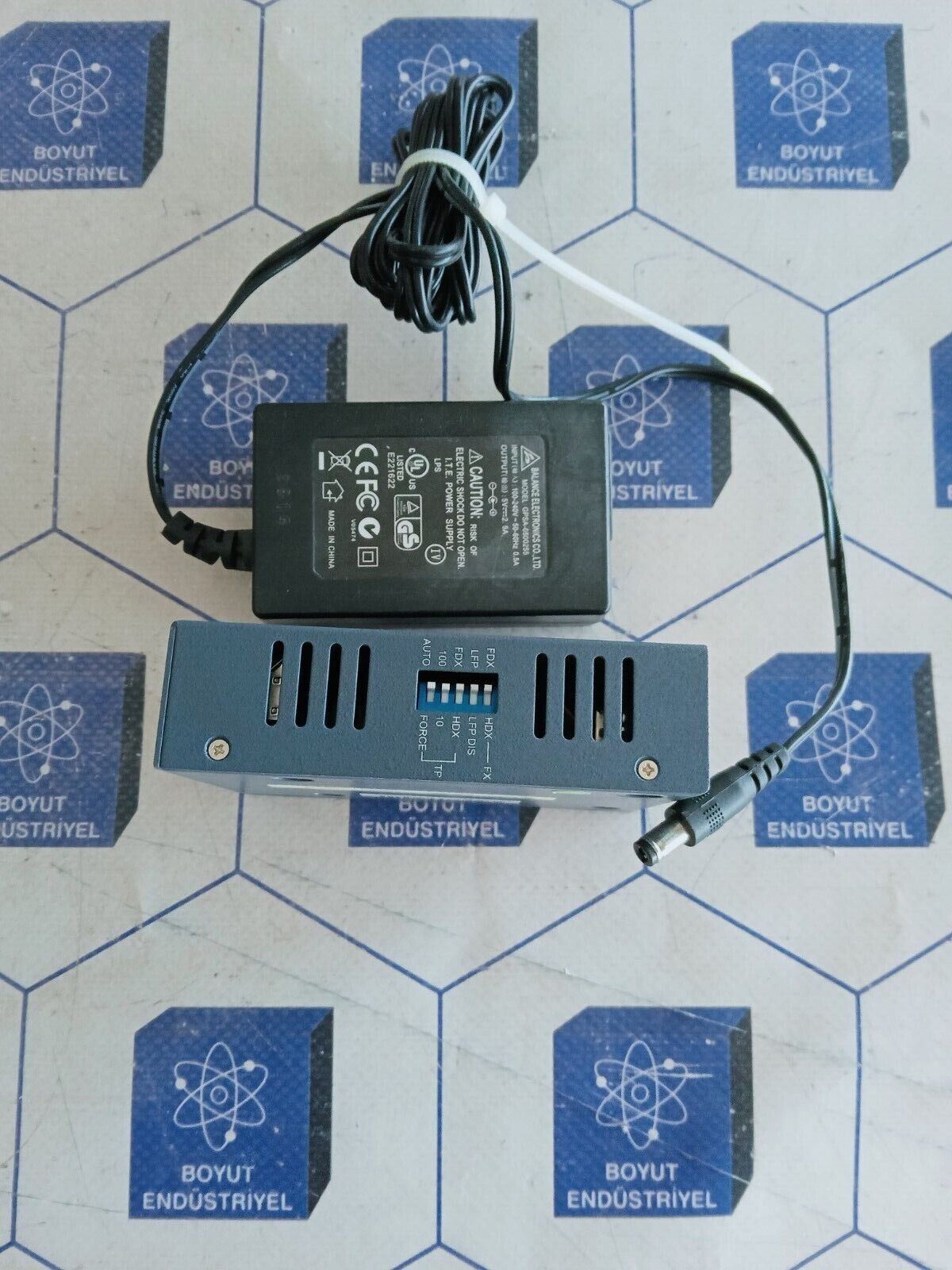 RUBYtech FE-C130ST 10/100Base-TX to 100Base-FX FE Media Converter w/LFP ST MM