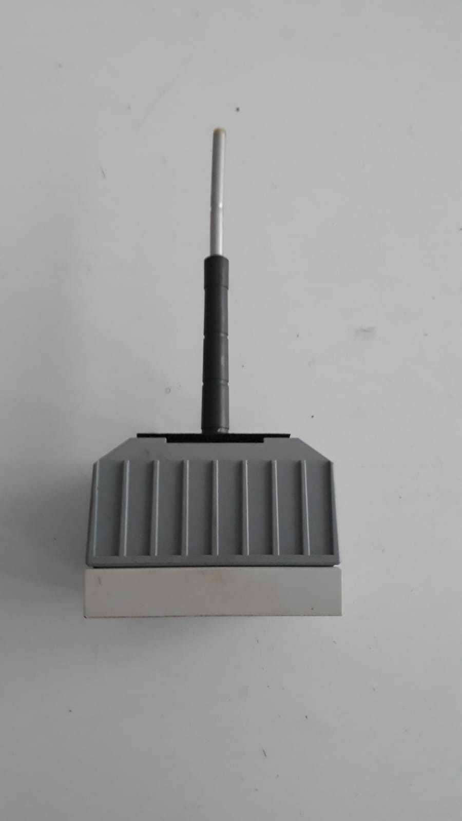 SIEMENS LANDIS STAEFA FK-T1K2 DUCT TEMPERATURE SENSOR
