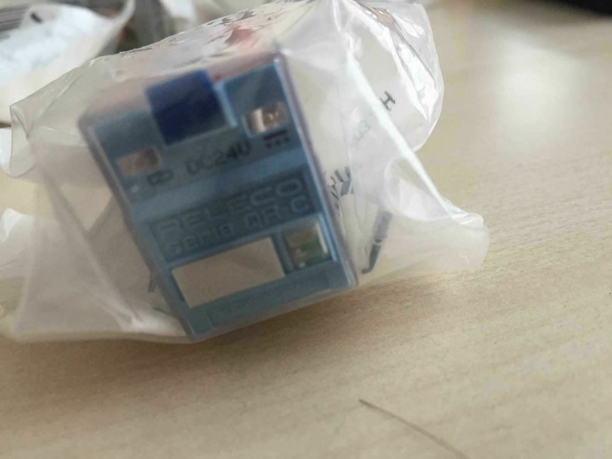 Releco Serie QR-C Relay RS 376-442 24V Lot Of 9