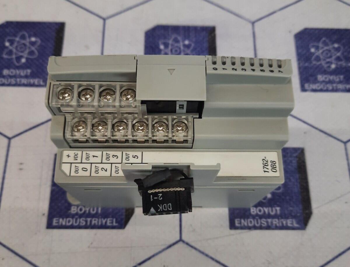 ALLEN BRADLEY 1762-OB8 MicroLogix™1200 8PT 24VDC SOURCE OUTPUT