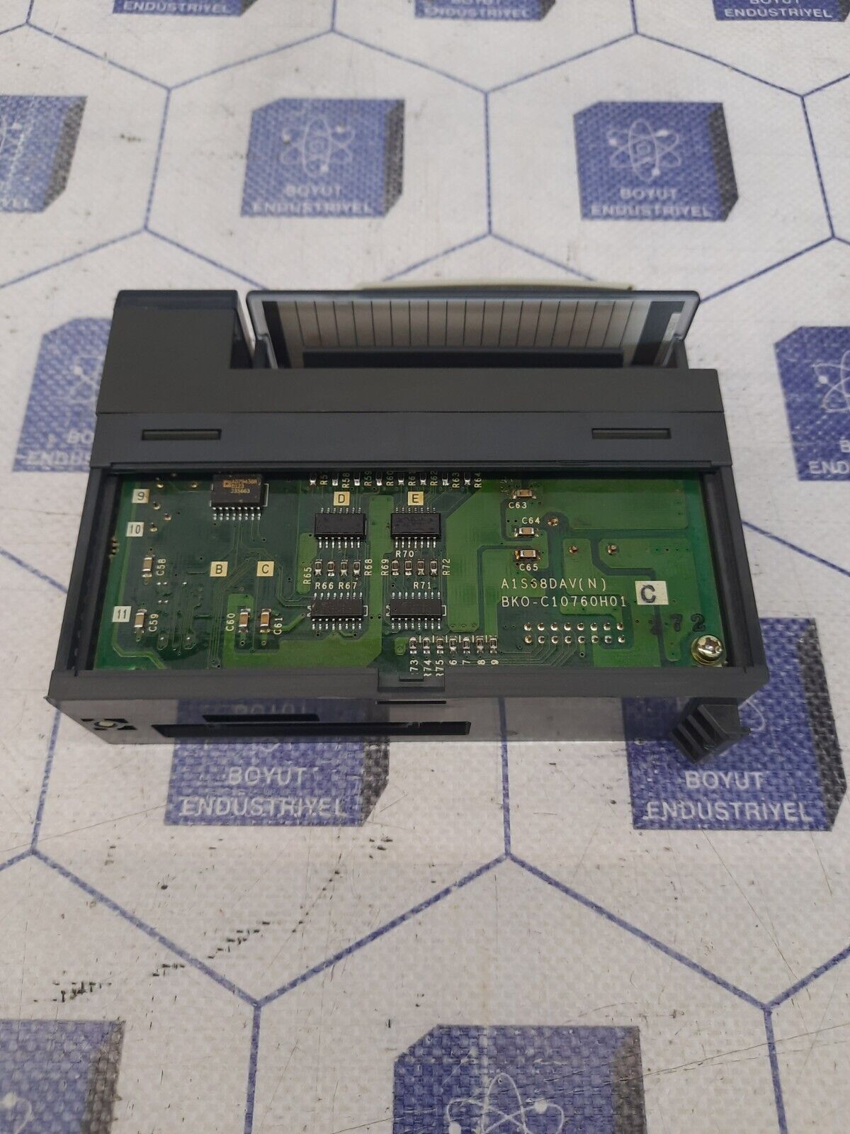 MITSUBISHI D/A CONVERTER UNIT A1S68DAV