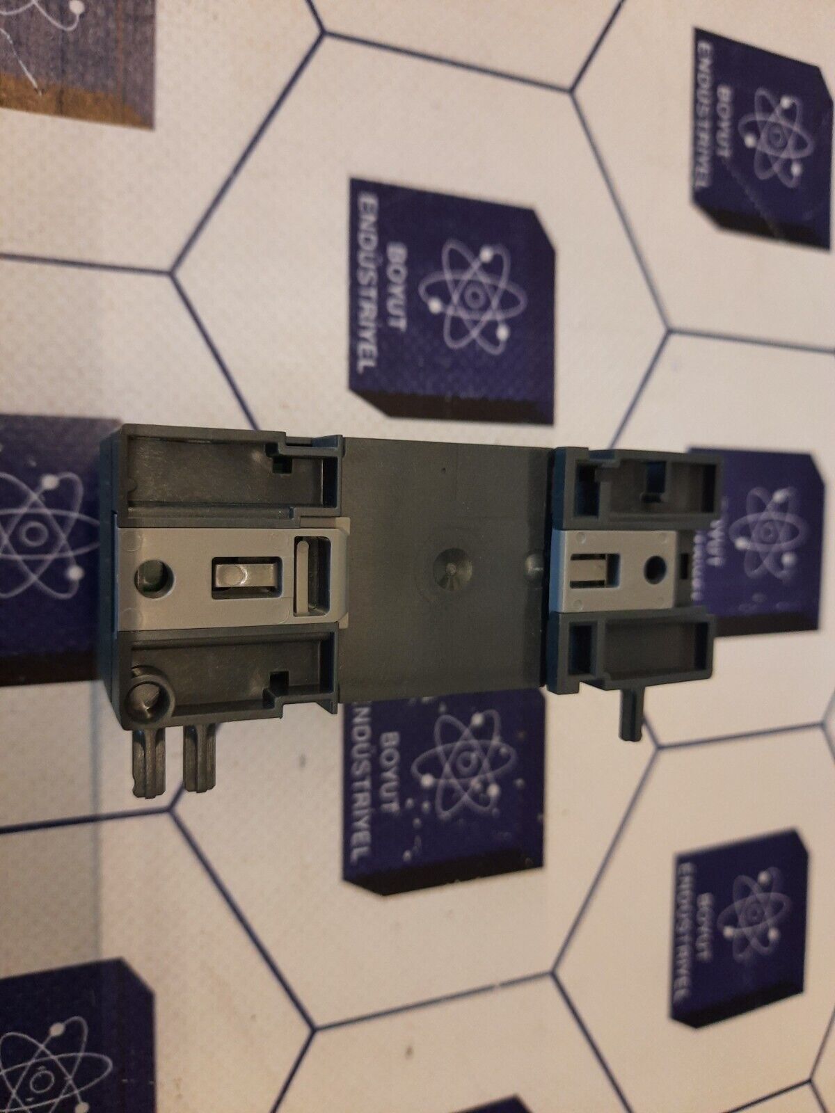 SIEMENS 6ED1 055-1CB00-0BA0 Digital Output Module