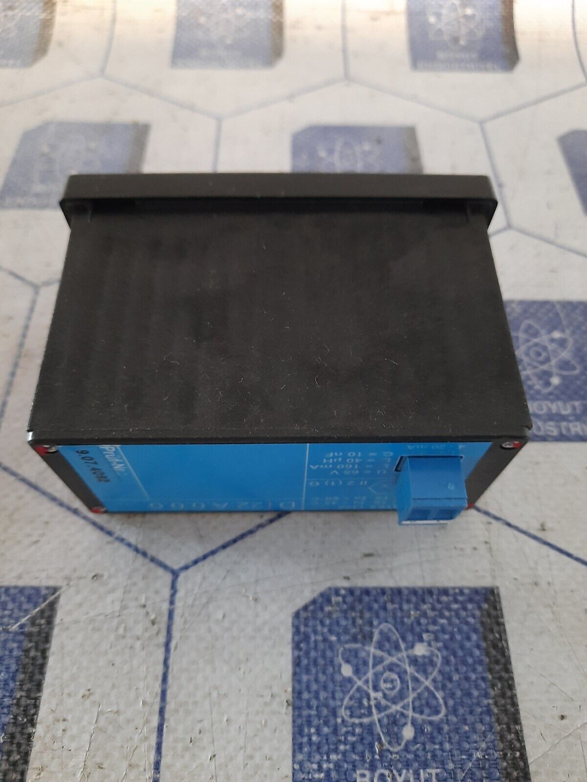 GONNHEIMER D 122 In Out Display