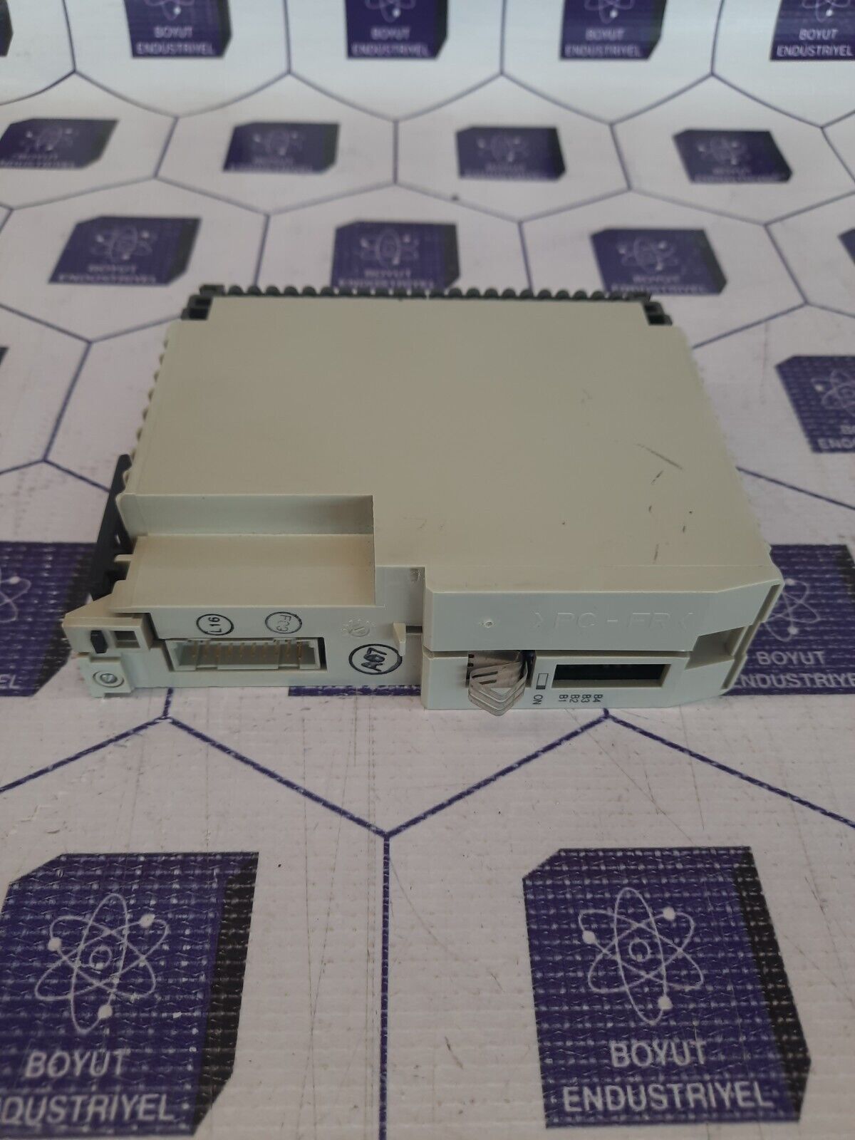 SCHNEIDER AUTOMATION ADU 205/AS-BADU-205 Analog Input Module