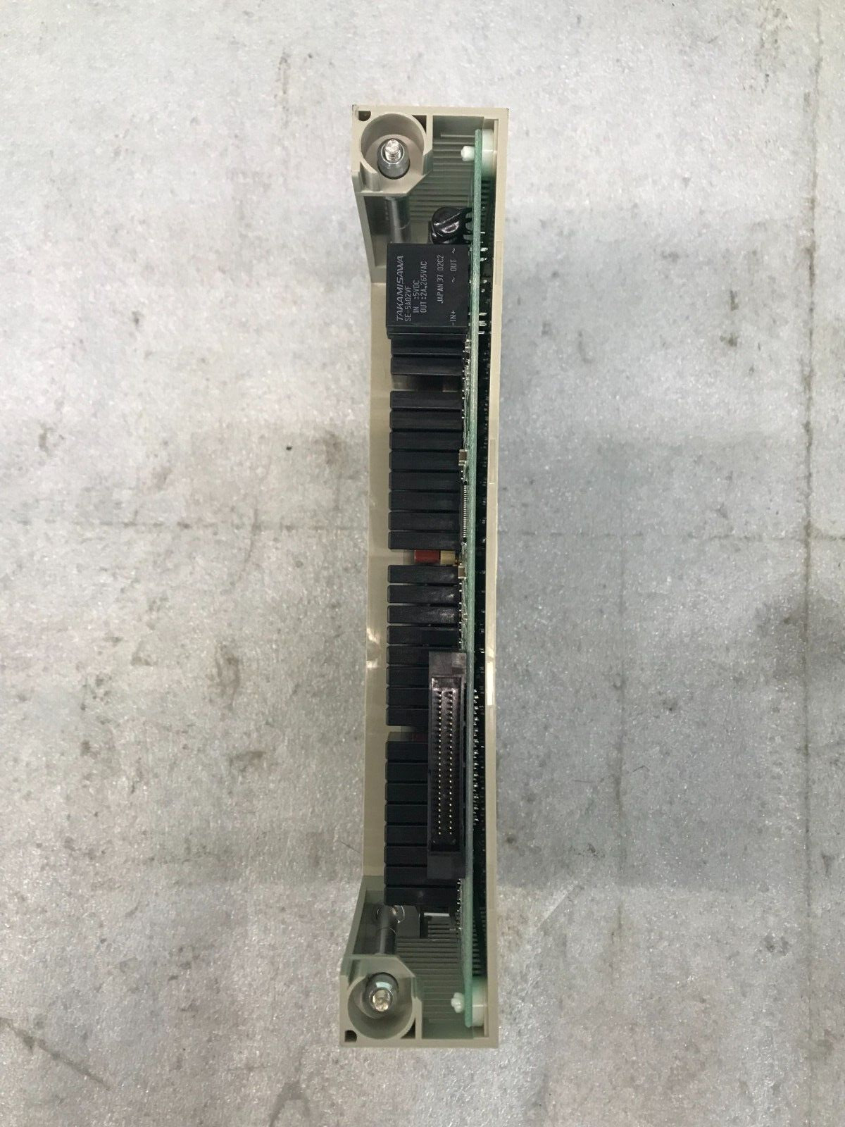 HITACHI H-SERIES OUTPUT MODULE YSR20B2H 41FCD 32PTS. AC OUT AC10-240V 1.7A