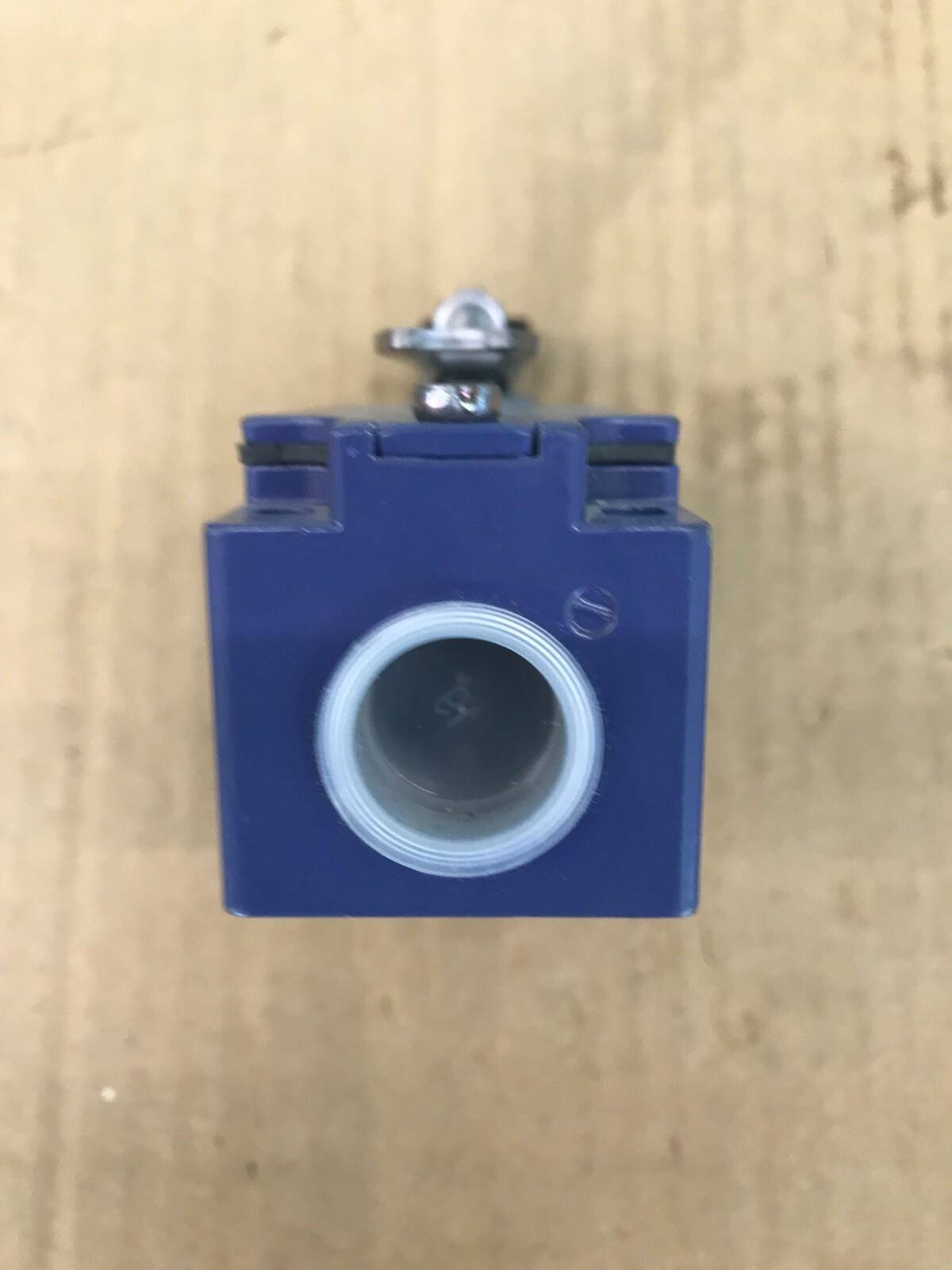 Telemecanique Limit Switch XCKJ10541H29 60947-5-1