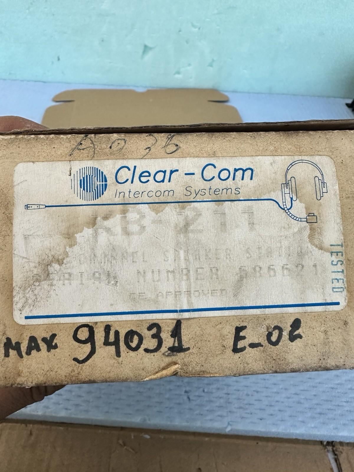 Systèmes d'interphone Clear-Com KB-211