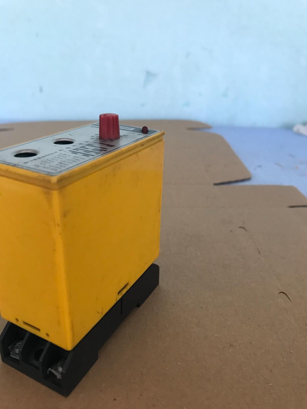Selectron LYSS AG GRP 31/32 220V Timing Relay Timer LIVRAISON RAPIDE