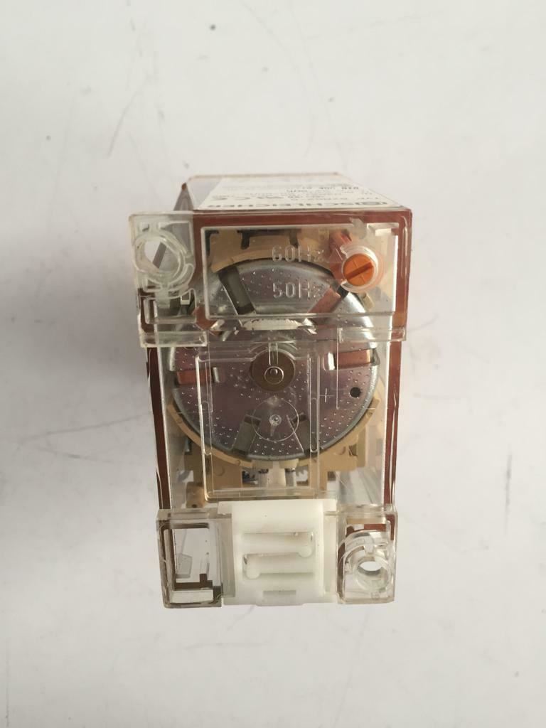 Schleicher Typ SZA52-S Time Relay0,3-60hour,220V,50Hz