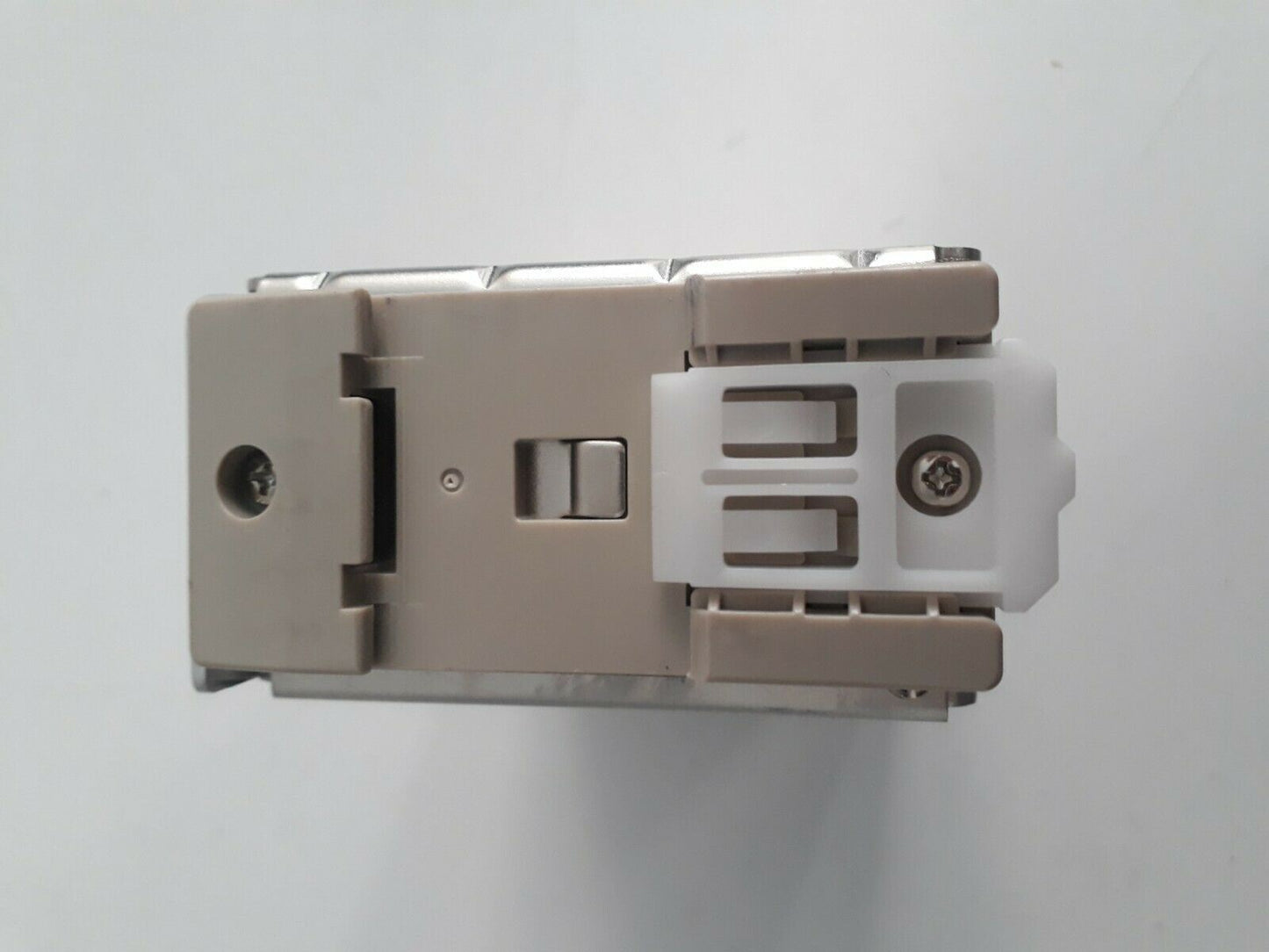 OMRON S8JX-G10005CD - AC-DC CONVERTER