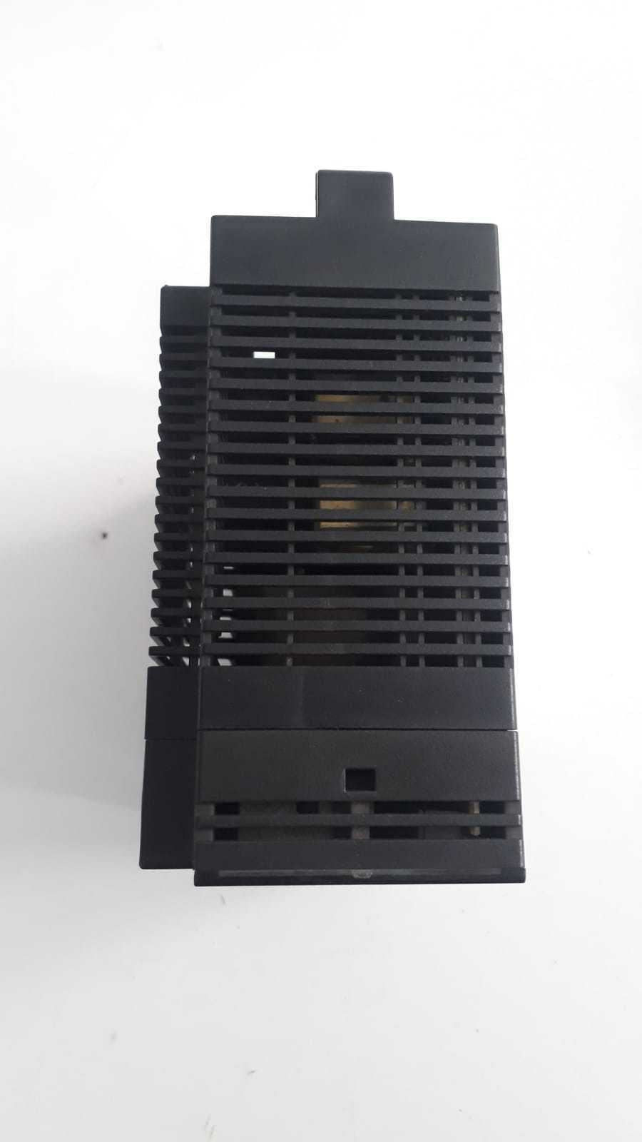 GE FANUC IC693PWR321U Series 90-30 Power Supply