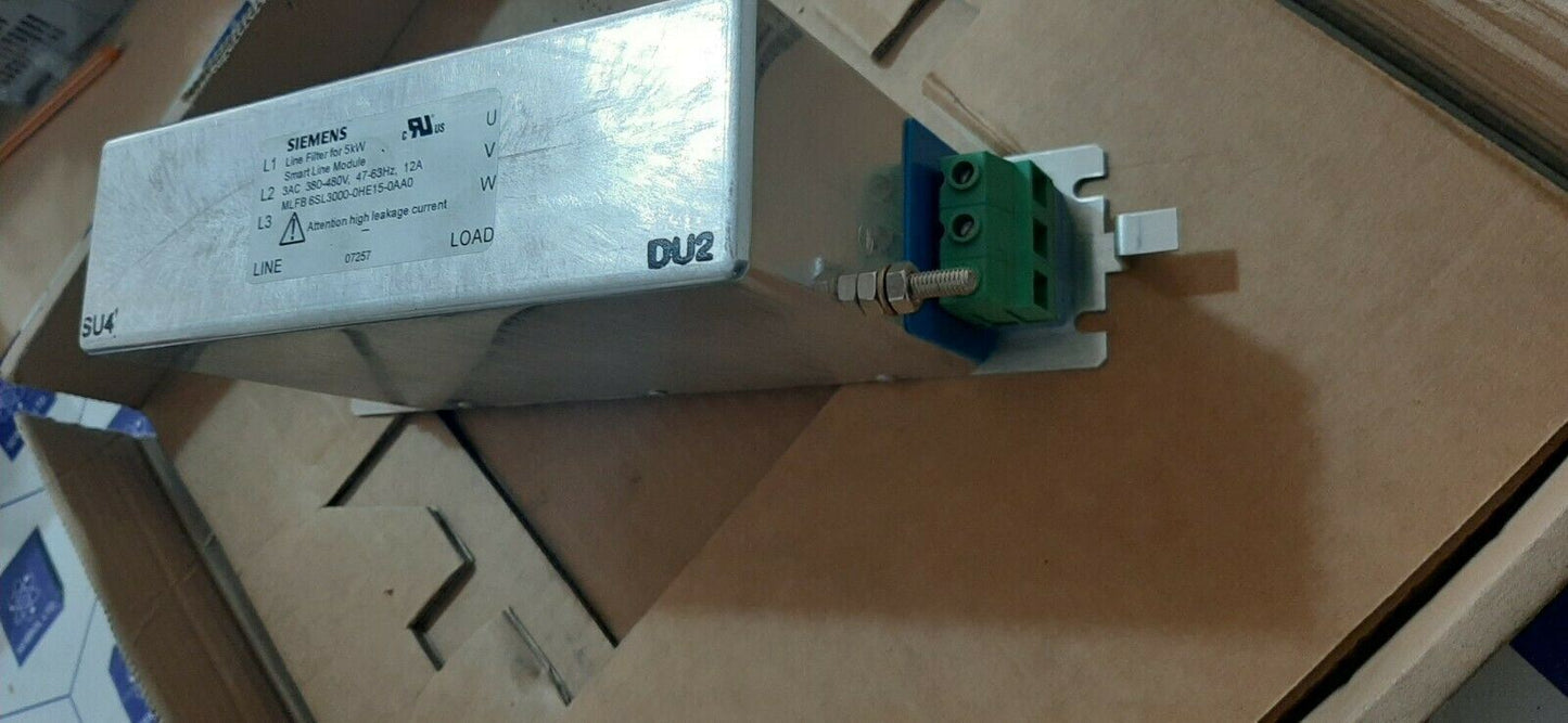 Siemens 6SL3000-0HE15-0AA0 Industrial Control System