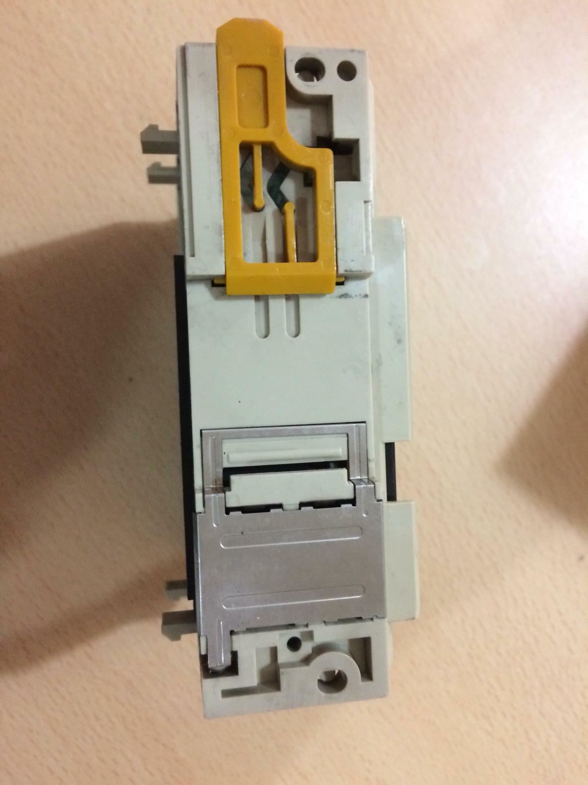 Omron Cqm1-id212 CQM1ID212 CQM1-ID212 PLC Input Unit