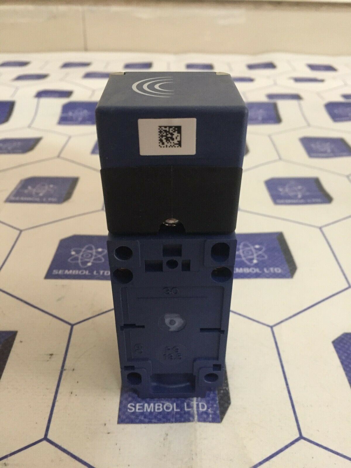 Telemecanique Sensors By Schneider Electric XS8C4A1PCG13 Rectngulr Proxmity