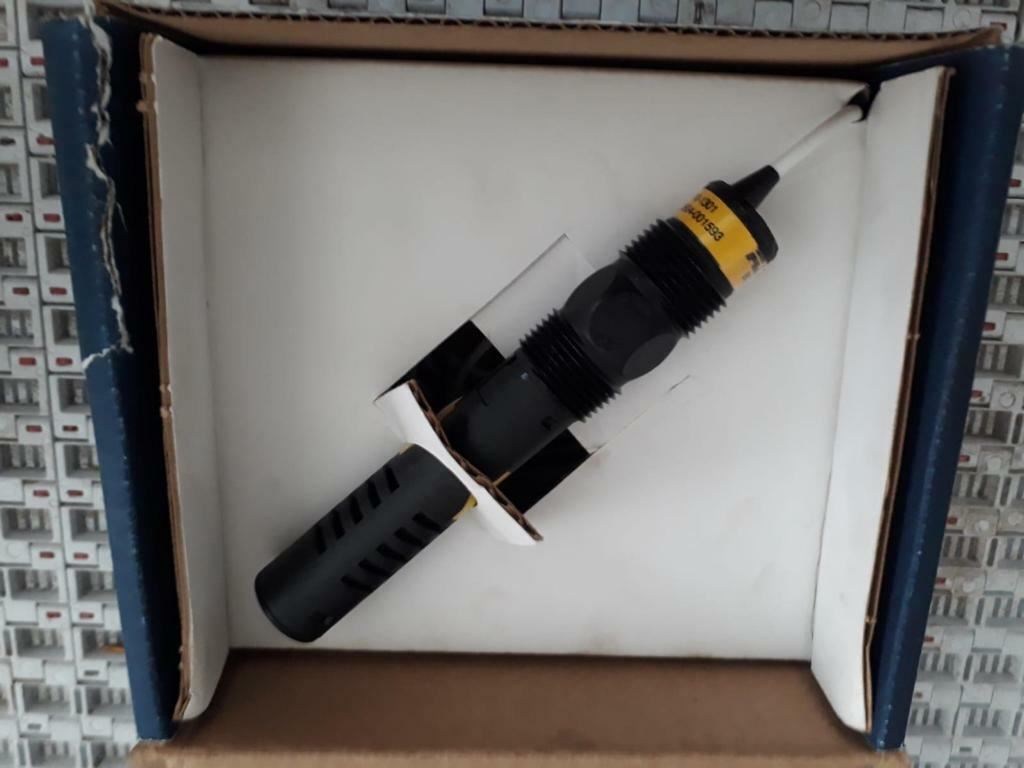 Flowline Liquid Level Measurement and Control Model LH10-1301