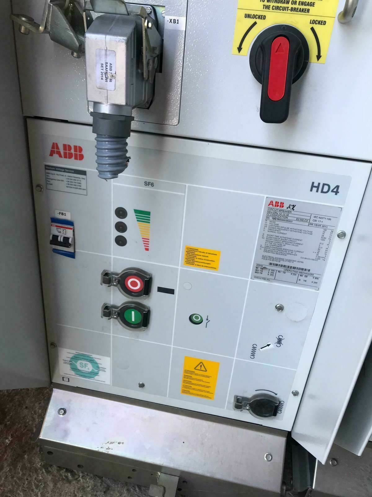 ABB HD4 SF6 HD4-DRs 12.12 32 1250 Amperes Gas insulated Medium Voltage Breaker