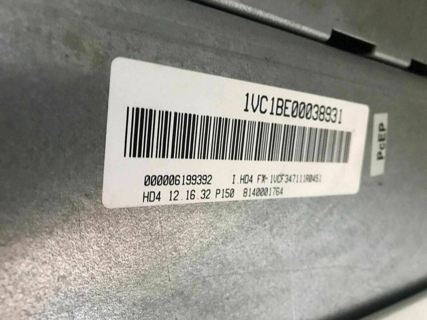 ABB HD4 SF6 HD4-DRs 12.12 32 1250 Amperes Gas insulated Medium Voltage Breaker