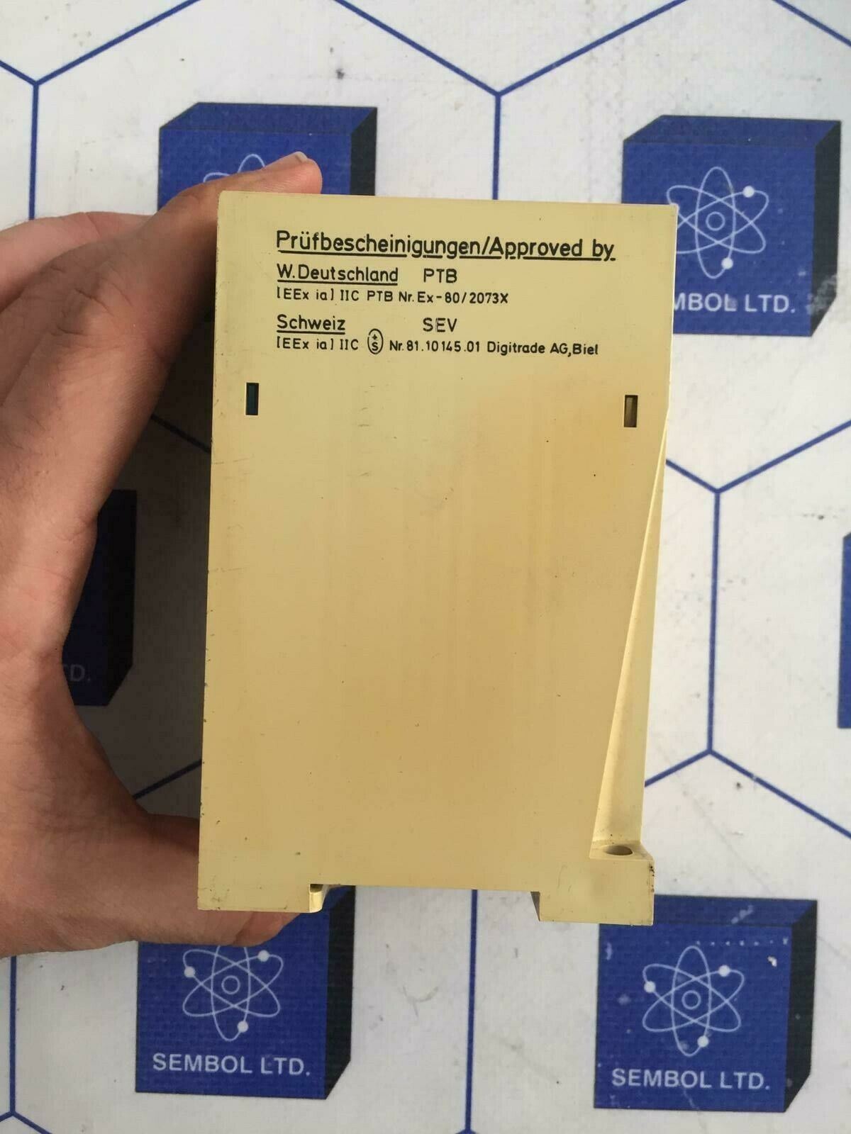 PEPPERL FUCHS 00363 WE77-GR-02 SAFETY RELAY