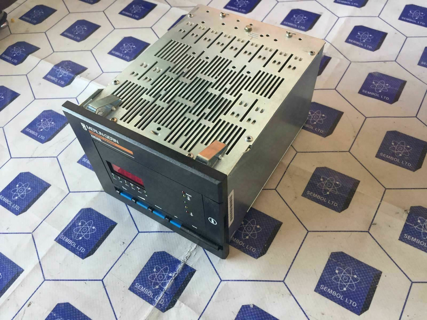 MERLIN GERIN XM200 50727