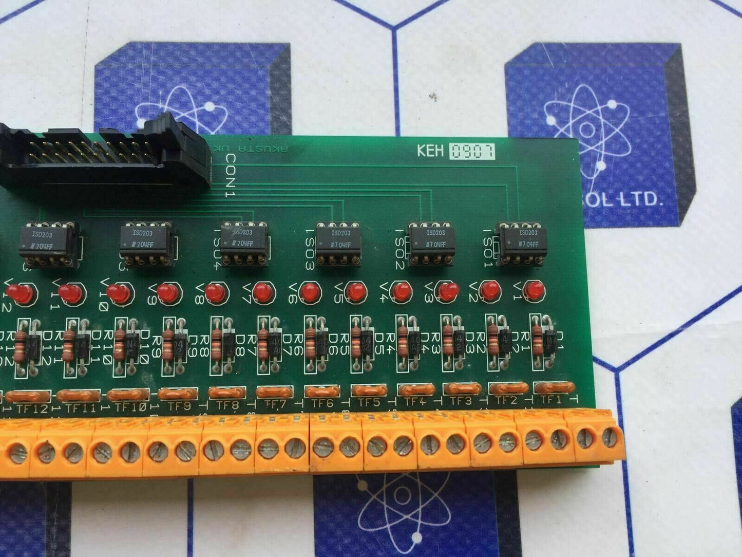 Akusta uk ltd central board  2Y880K 0008