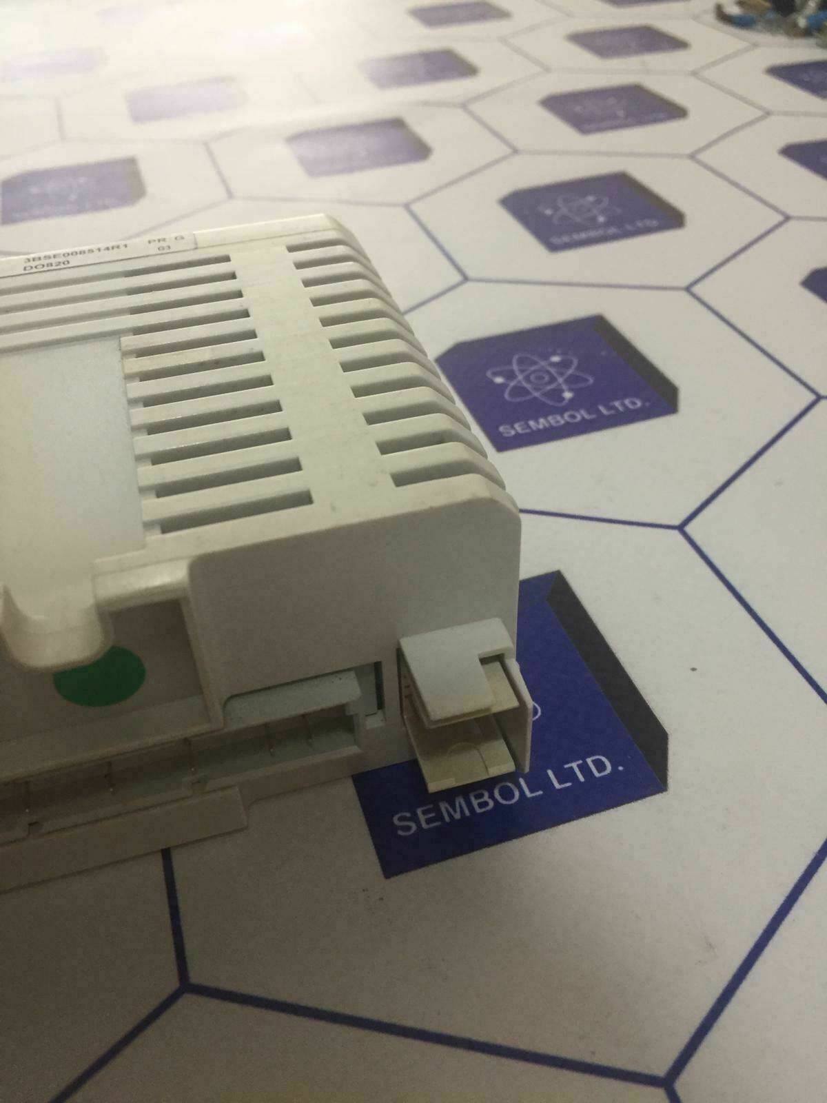 ABB 3BSE008514R1 DO820 Output Module Digital Relay S800 I/O Module