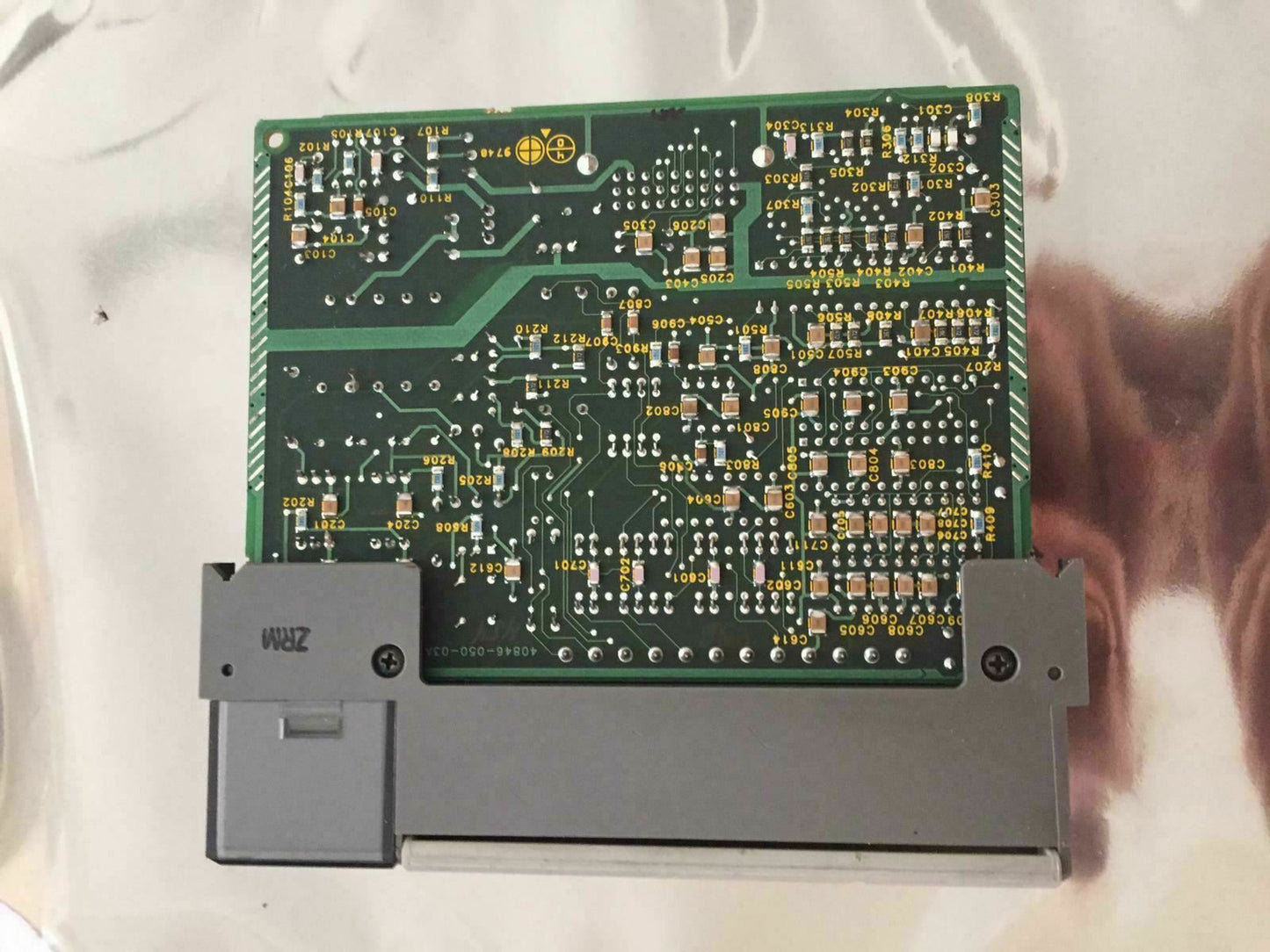 Allen Bradley 1746-nio4v 1746-NIO4V Ser a SLC 500 Combination Module