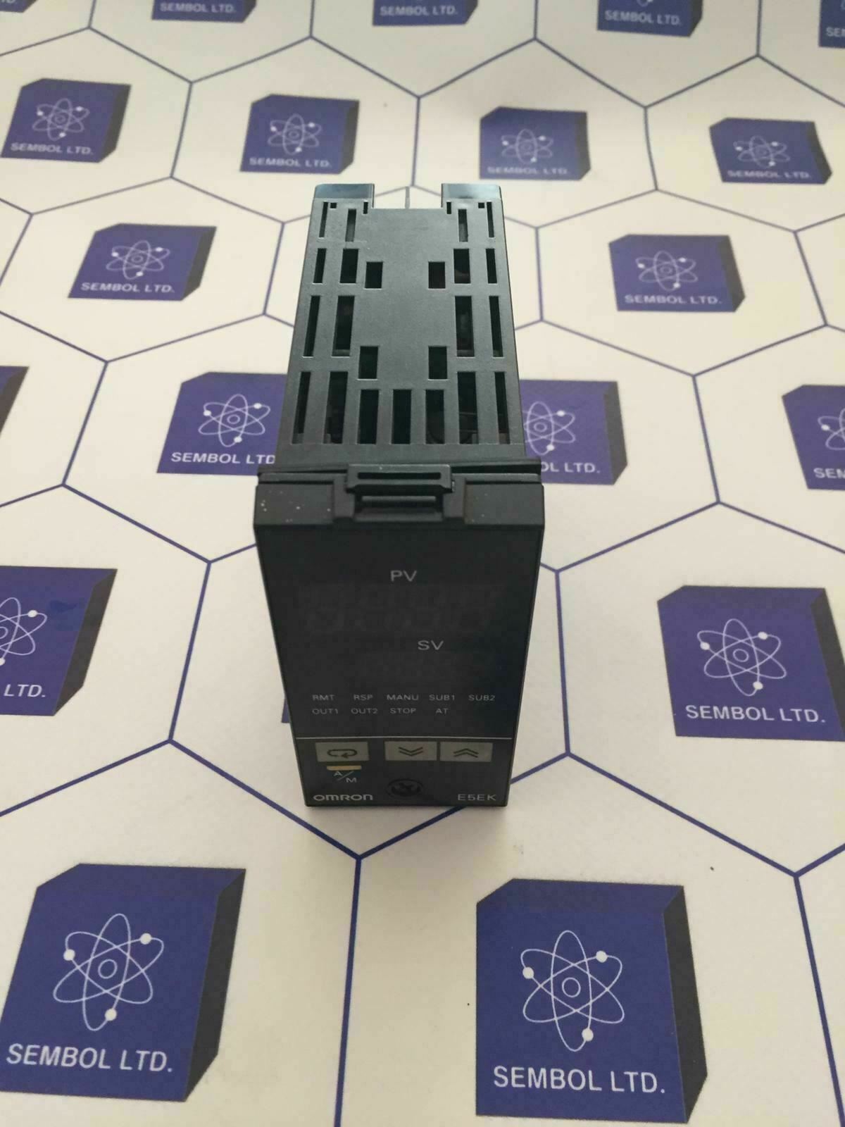 Omron E5ak-aa2-500 Digital Temperature Controller E5AKAA2500