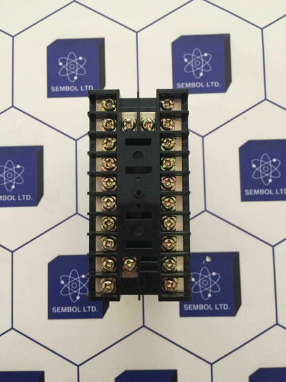 Omron E5ak-aa2-500 Digital Temperature Controller E5AKAA2500