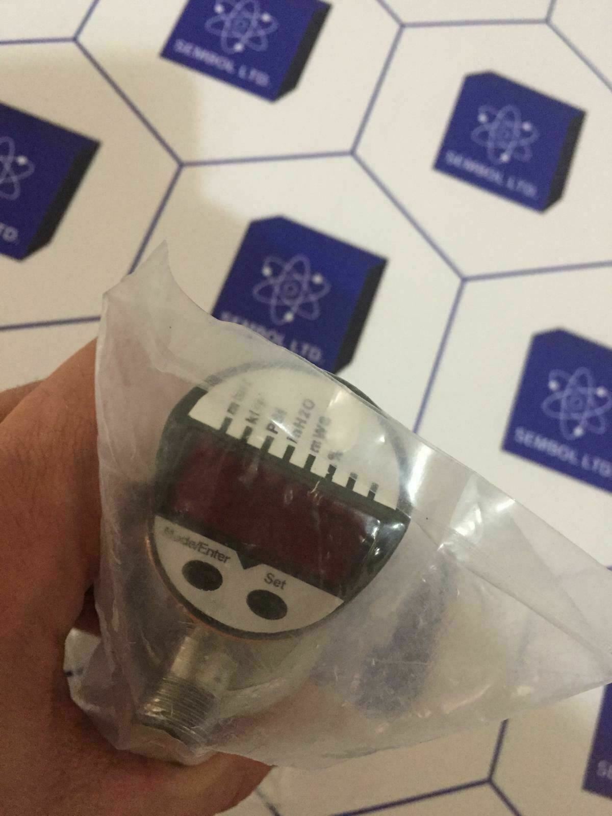 IFM Electronic 45127 Essen Pressure Sensor Switch