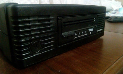 QUANTUM TC-L32BX TE8252-512 Tape Drive