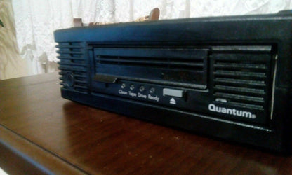 QUANTUM TC-L32BX TE8252-512 Tape Drive