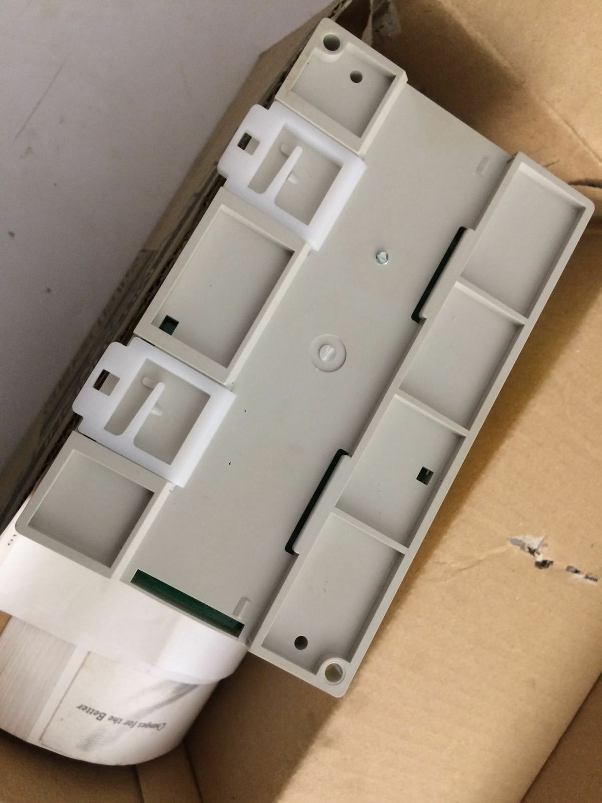 Mitsubishi PLC FX2N-32MR-ES/UL