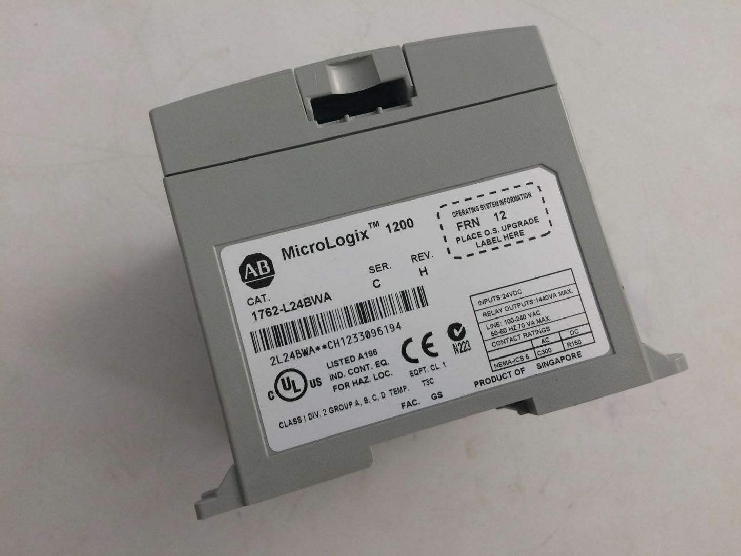 Allen-Bradley 1762-L24BWA