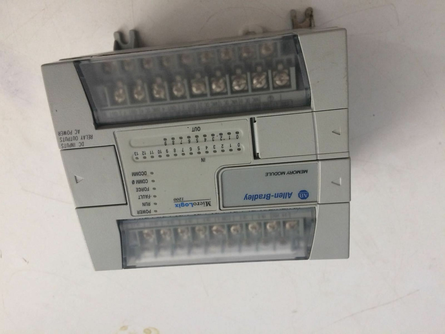 Allen-Bradley 1762-L24BWA