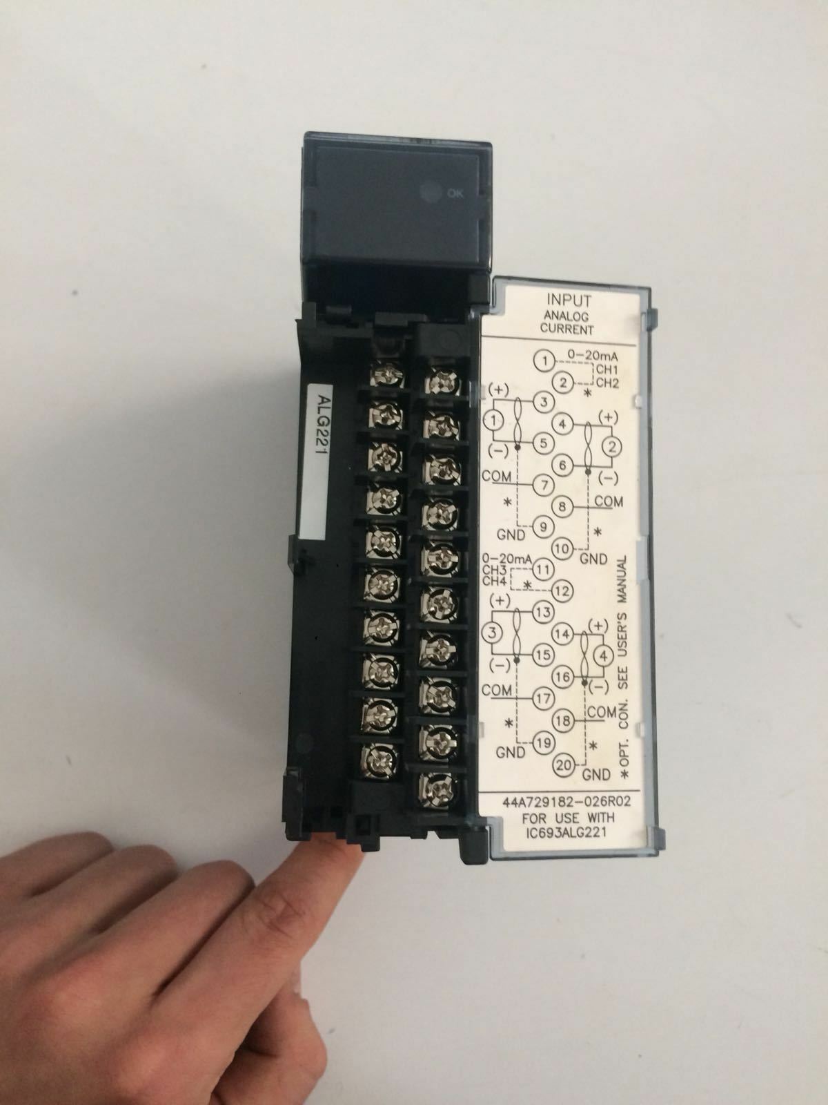 GE FANUC IC693ALG221J