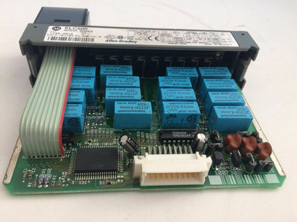 Allen Bradley 1746-OW16 Ser C 1746-0W16 SLC500 Module Output