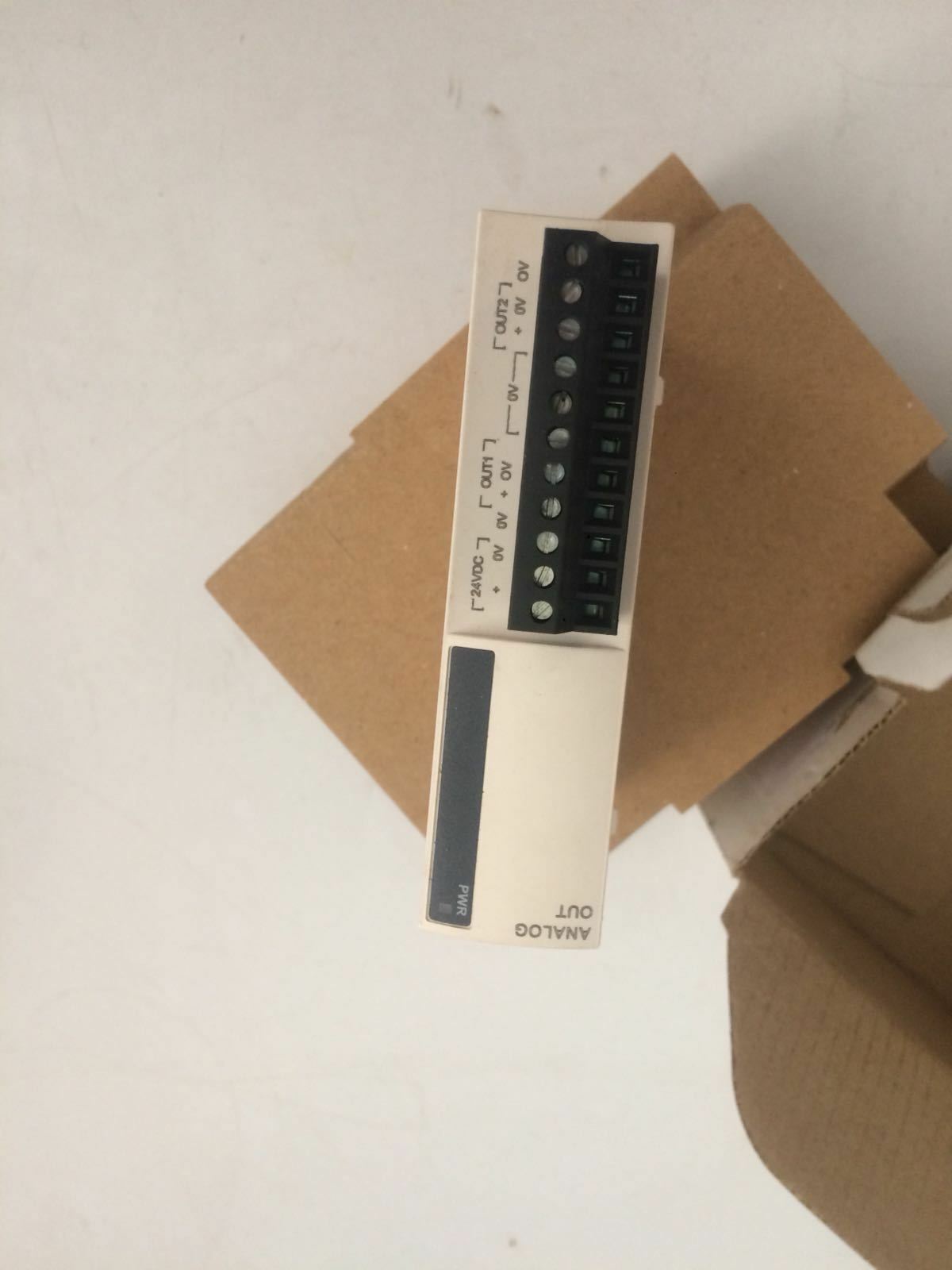 Schneider PLC TWDAV02HT
