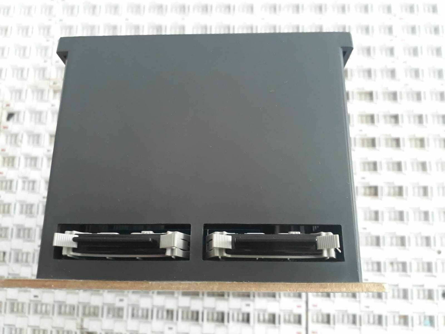 Koyo Direct Logic 305 D3-05B-1 5-Slot Local or Expansion Base with Power Supply