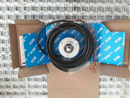 SICK INCREMENTAL ENCODER DFS60A-S4EM20000 dfs60a-s4em20000 Free Express Shipping