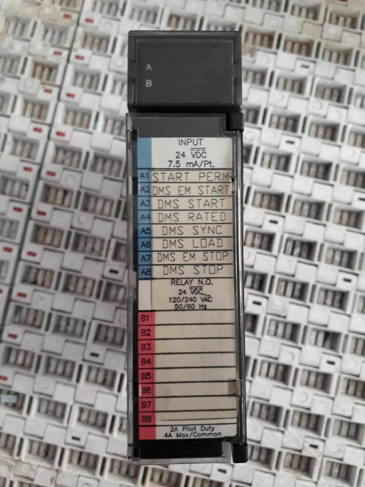 Ge FANUC ic693mdr390c / IC693MDR390 Mixed I/o Module