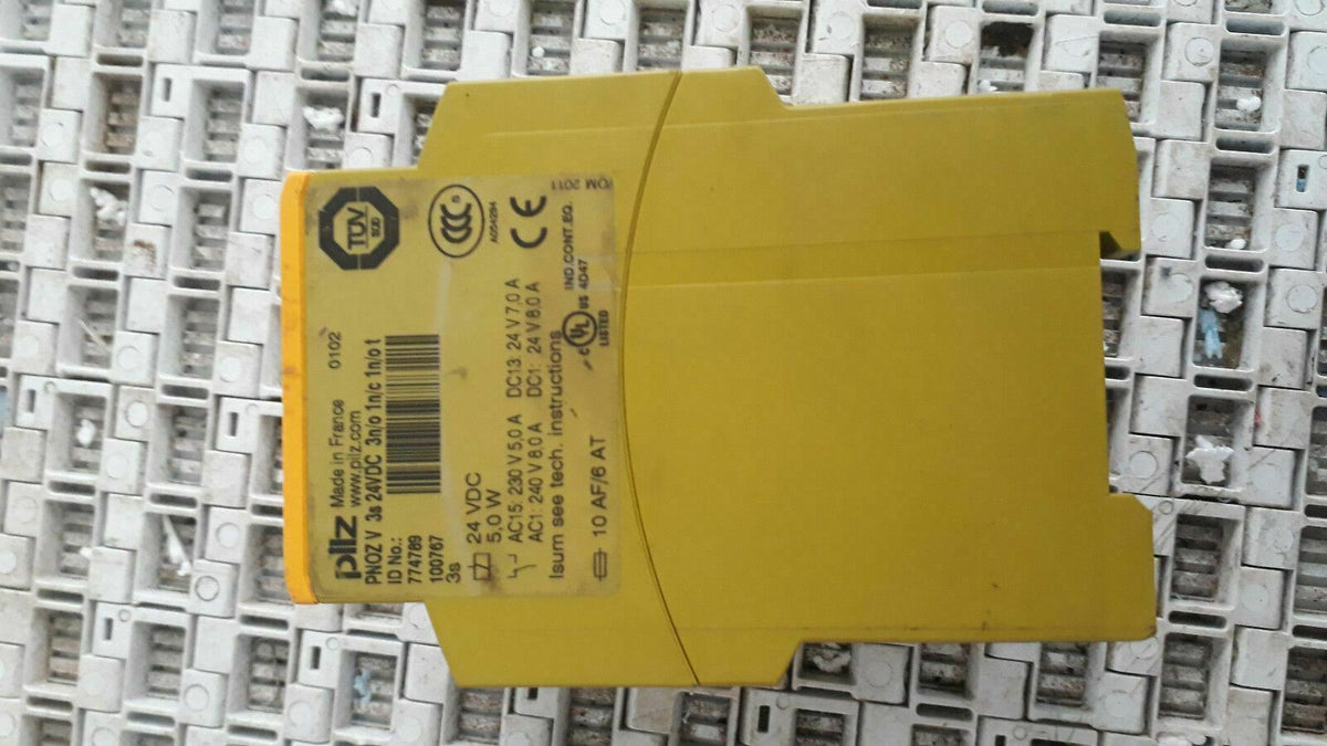 SAFETY RELAY PNOZ V 3s pnoz v 3s 24VDC 3n/o 1n/c 1n/o t 774789 PILZ