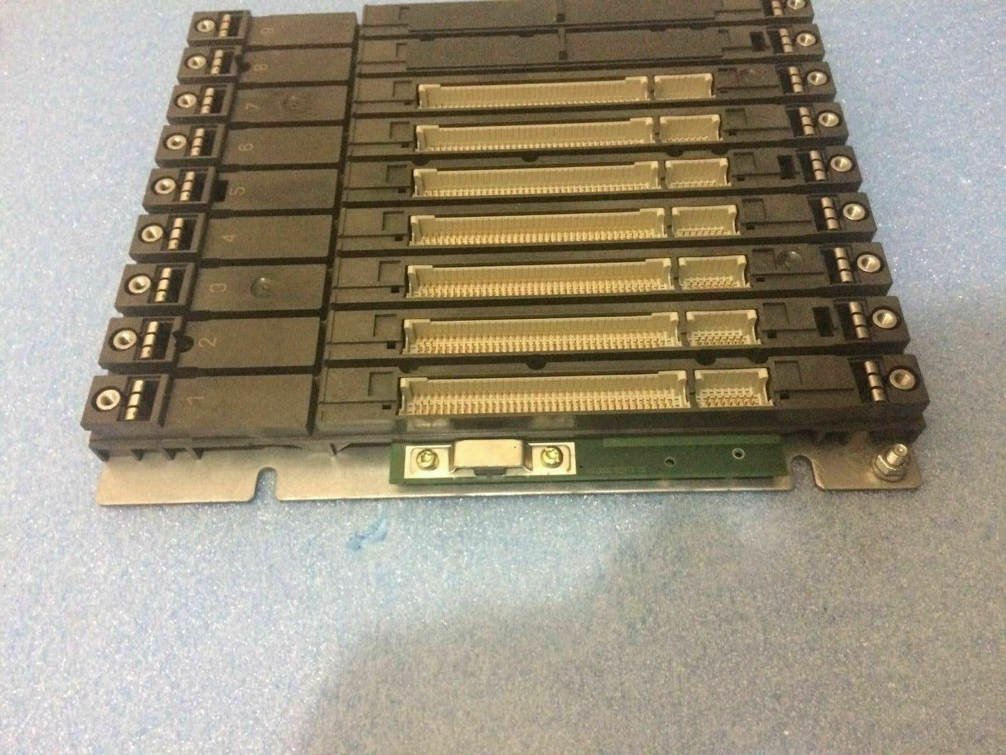 SIEMENS 1P 6ES7 400-1JA01-0AA0 SIMATIC S7 6ES7400-1JA01-0AA0 9 SLOT PLC RACK