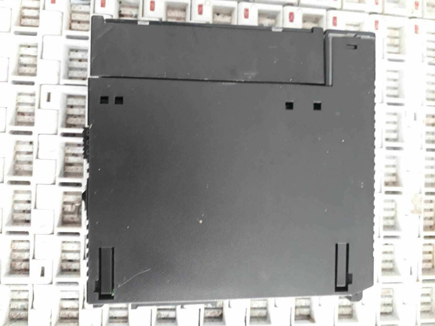 GE-Fanuc IC693MDL740G Output Module