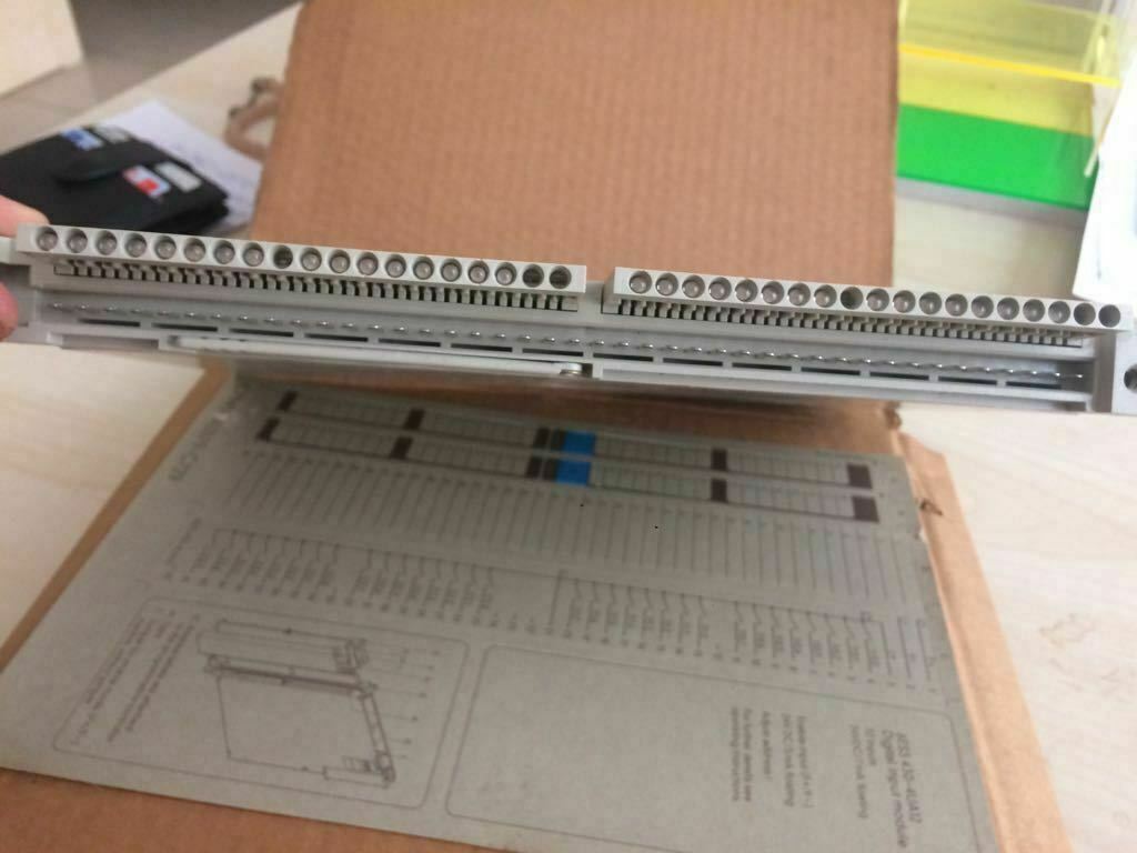 Siemens 6ES54304UA12 Industrial Control System